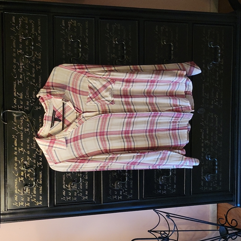 Plaid top